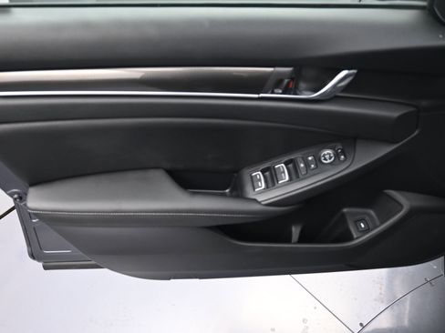 Used 2019 Honda Accord Sport image 20