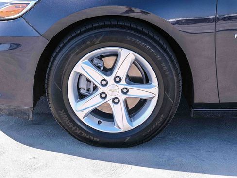Used 2022 Chevrolet Malibu LS FWD image 10