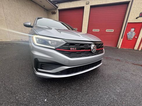 Used 2019 Volkswagen Jetta GLI image 10