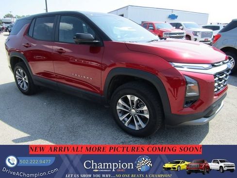 Used 2026 Chevrolet Equinox LT w/ Convenience Package II AWD/4WD image 3