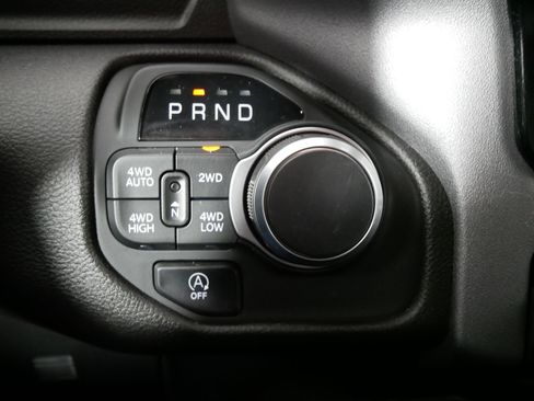 Used 2025 RAM 1500 Big Horn AWD/4WD image 29