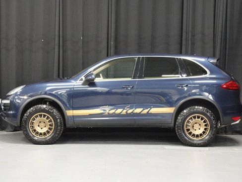 Used 2011 Porsche Cayenne S AWD/4WD image 2