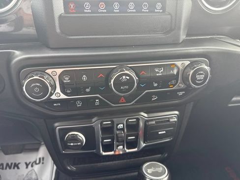 Used 2021 Jeep Wrangler Unlimited Sahara AWD/4WD image 24