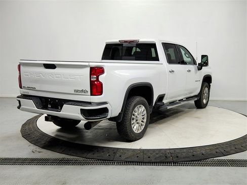 Used 2021 Chevrolet Silverado 2500 High Country image 7