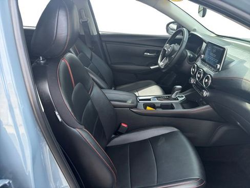 Used 2024 Nissan Sentra SR w/ SR Premium Package image 17