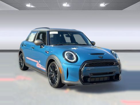 Certified 2023 MINI Cooper S image 7