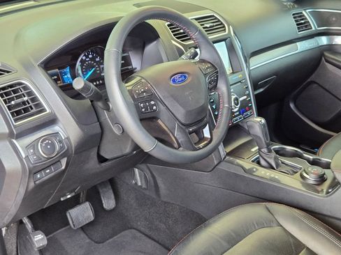 Used 2019 Ford Explorer Sport w/ Equipment Group 401A AWD/4WD image 10