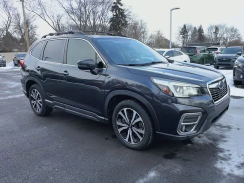Used 2019 Subaru Forester Limited image 2