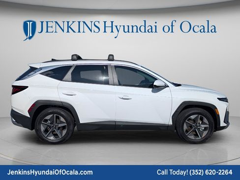 New 2026 Hyundai Tucson SEL FWD image 2