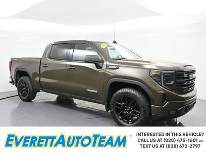 Used 2023 GMC Sierra 1500 Elevation
