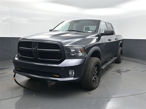Used 2017 RAM 1500 Express image 1