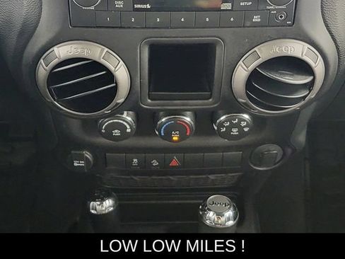 Used 2016 Jeep Wrangler Sport AWD/4WD image 22