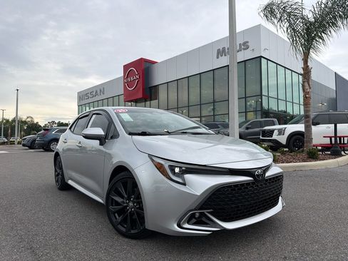 Used 2025 Toyota Corolla XSE FWD image 1