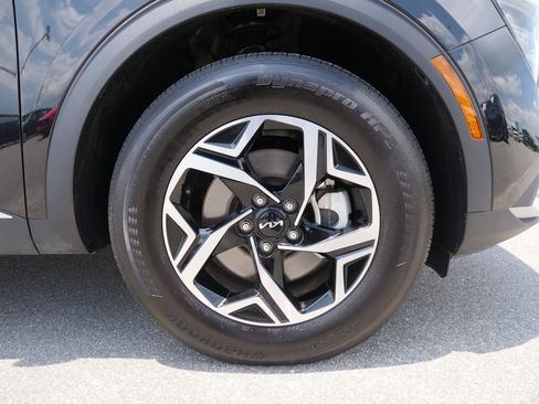 Used 2024 Kia Sportage LX image 10