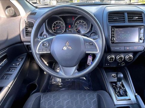Used 2024 Mitsubishi Outlander Sport ES AWD/4WD image 16