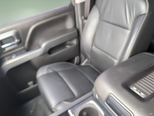 Used 2018 Chevrolet Silverado 1500 LTZ AWD/4WD image 16
