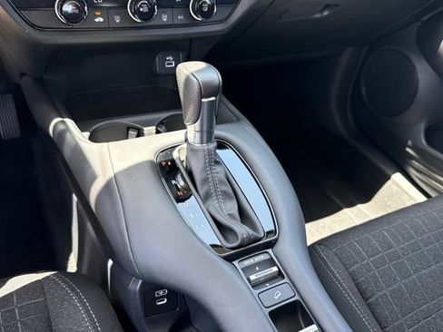 Used 2025 Honda HR-V LX image 20