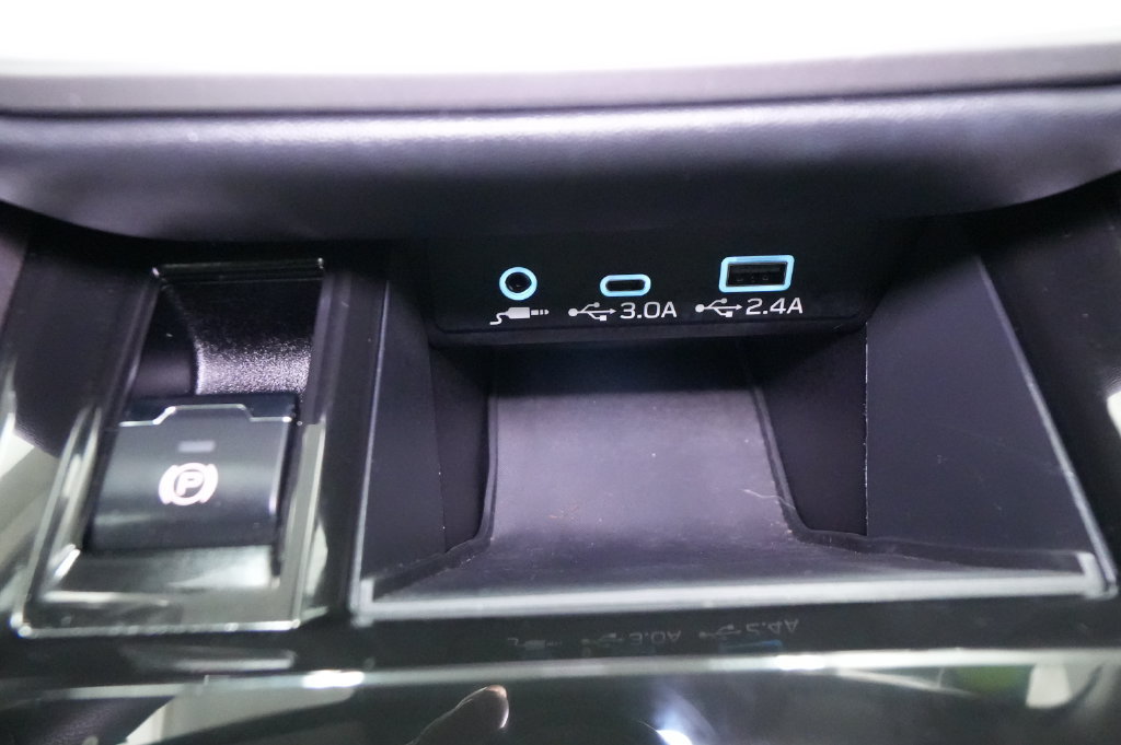 Used 2024 Subaru Outback Premium AWD/4WD image 31