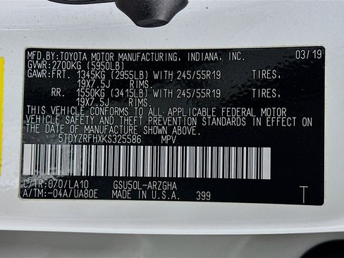 Used 2019 Toyota Highlander Limited FWD image 12