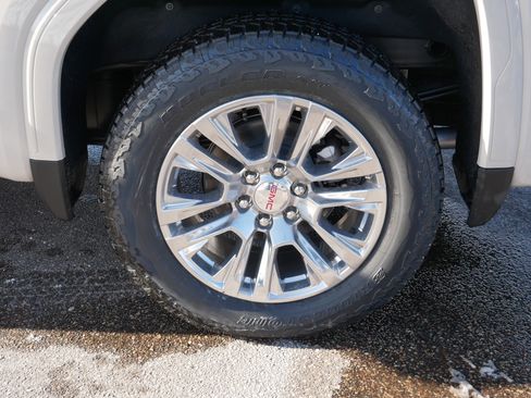 New 2026 GMC Sierra 1500 Denali w/ Technology Package AWD/4WD image 3