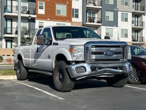 Used 2015 Ford F350 XLT w/ Snow Plow Prep Package image 1