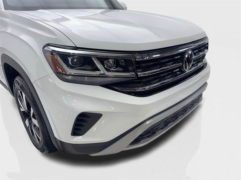 Used 2021 Volkswagen Atlas Cross Sport SE image 14