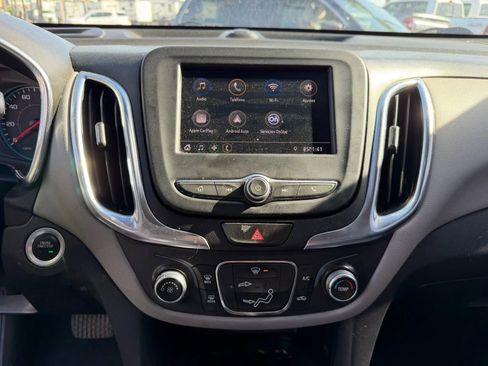 Used 2021 Chevrolet Equinox LS w/ LPO, Blackout Package FWD image 16