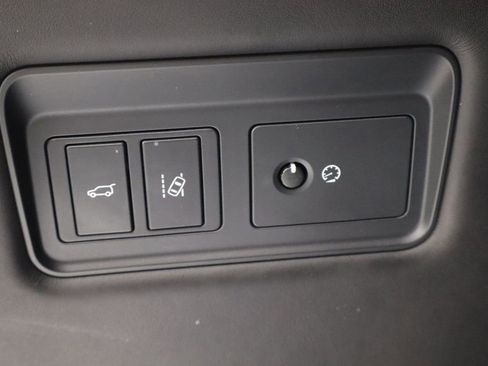 Used 2017 Land Rover Range Rover Autobiography image 22