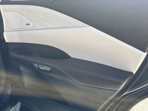 Used 2024 Lexus RX 350 FWD w/ Convenience Package image 19