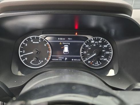 Used 2021 Nissan Rogue SV image 26