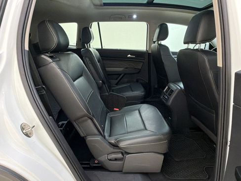 Used 2021 Volkswagen Atlas SEL FWD image 31