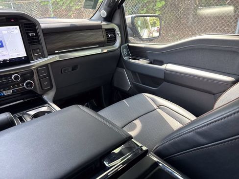 Used 2024 Ford F150 Lariat w/ Equipment Group 502A High AWD/4WD image 18