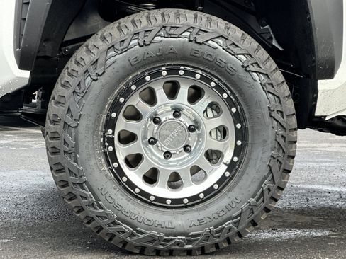 New 2025 Toyota Tacoma TRD Off-Road image 23