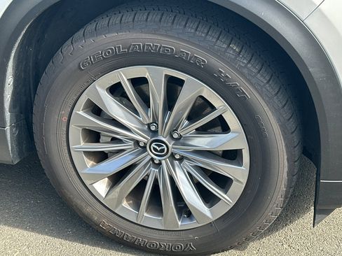 Used 2024 MAZDA CX-90 Plug-In Hybrid w/ Preferred image 7