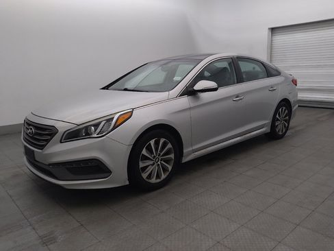 Used 2015 Hyundai Sonata Sport w/ Option Group 03 FWD image 2
