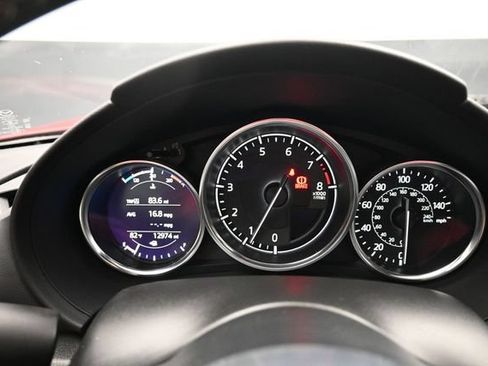 Used 2021 MAZDA MX-5 Miata RF Club RWD image 5