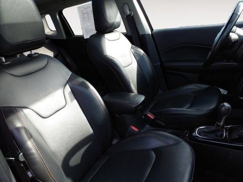 Used 2019 Jeep Compass Limited AWD/4WD image 15