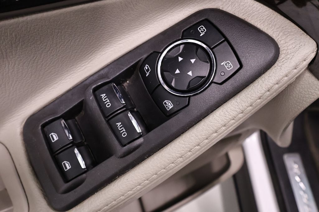 Used 2014 Ford Explorer Limited w/ Equipment Group 301A AWD/4WD image 11