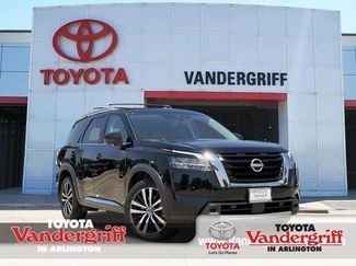 Used 2024 Nissan Pathfinder Platinum w/ Cargo Package FWD video 1