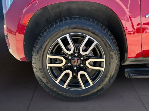Used 2023 GMC Yukon AT4 w/ AT4 Premium Package image 14