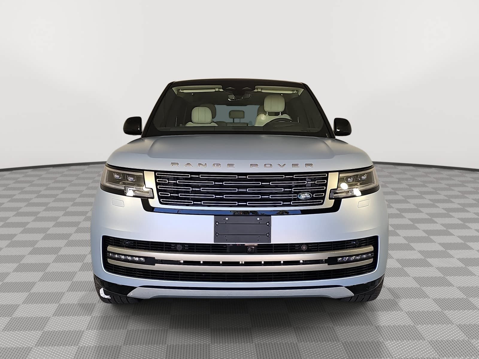 Used 2025 Land Rover Range Rover SE AWD/4WD image 3