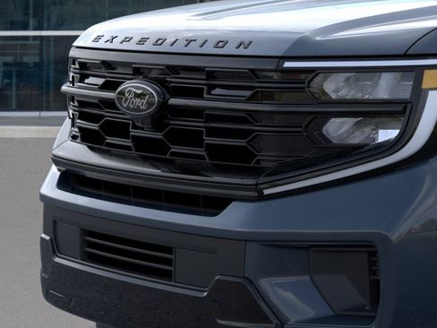 New 2026 Ford Expedition Platinum w/ Stealth Appearance Package AWD/4WD image 19