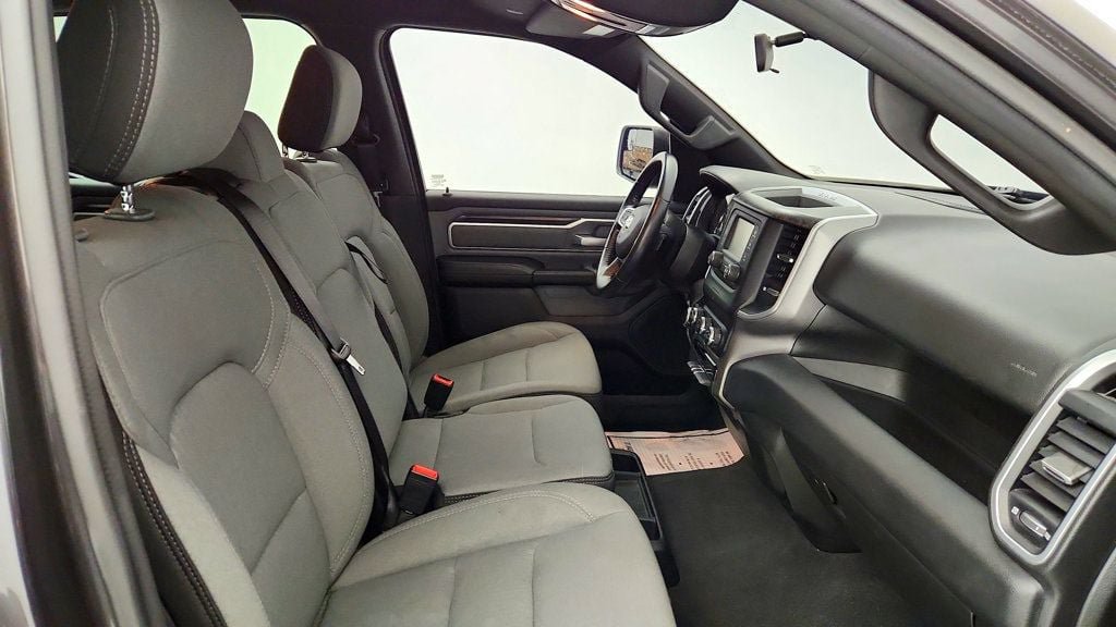 Used 2022 RAM 1500 Big Horn AWD/4WD image 22
