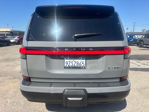Used 2025 Lexus GX 550 w/ Accessory Package (Z1) AWD/4WD image 6