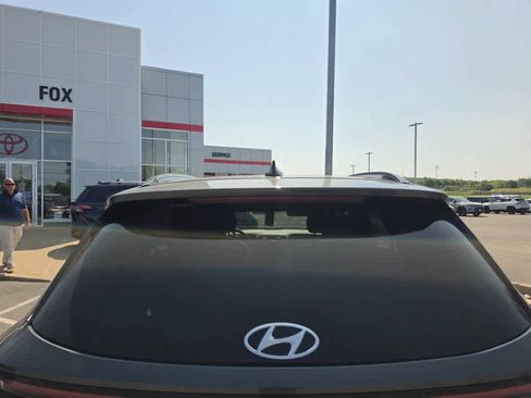 Used 2022 Hyundai Tucson Limited AWD/4WD image 5