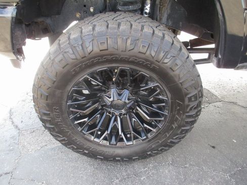 Used 2020 Ford F250 Platinum w/ Tremor Off-Road Package image 14