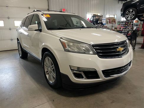 Used 2014 Chevrolet Traverse LT w/ All-Star Edition image 3