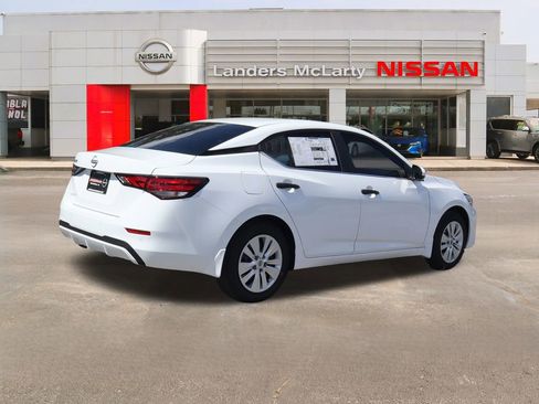 New 2025 Nissan Sentra S image 3