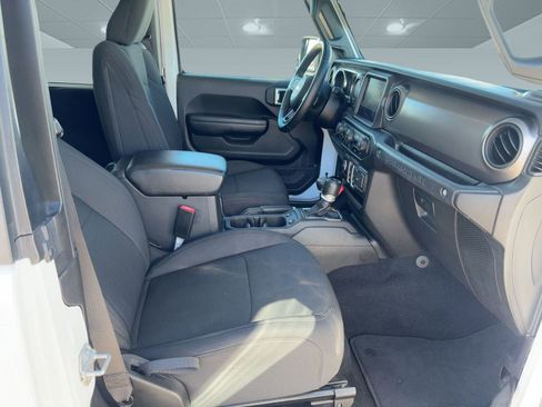 Certified 2021 Jeep Wrangler Sport S image 28