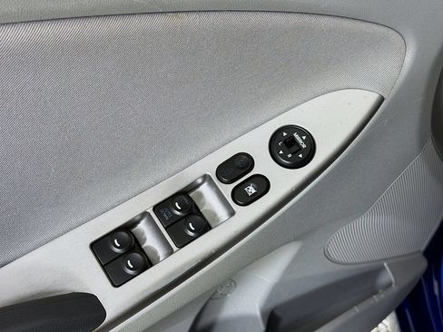 Used 2016 Hyundai Accent SE FWD image 20